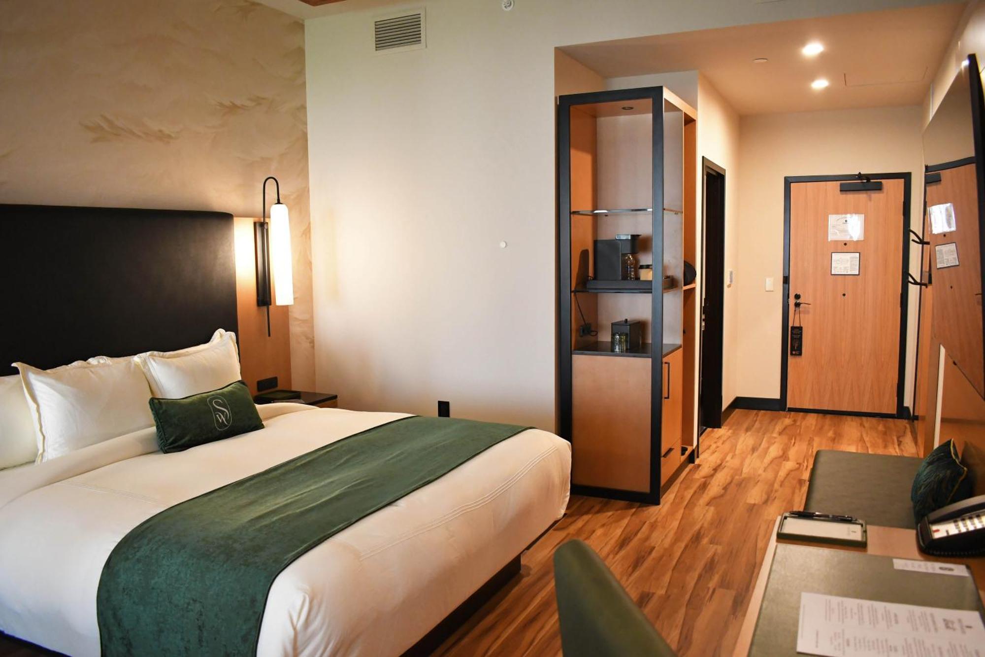 The Swiftwater Hotel Exterior photo
