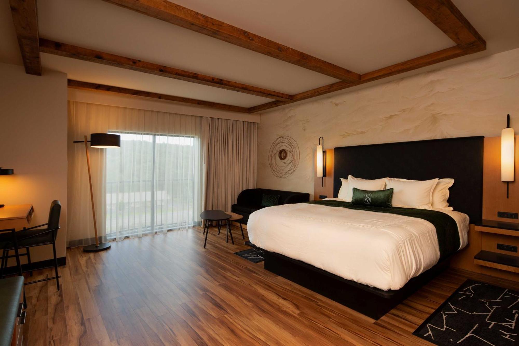 The Swiftwater Hotel Exterior photo