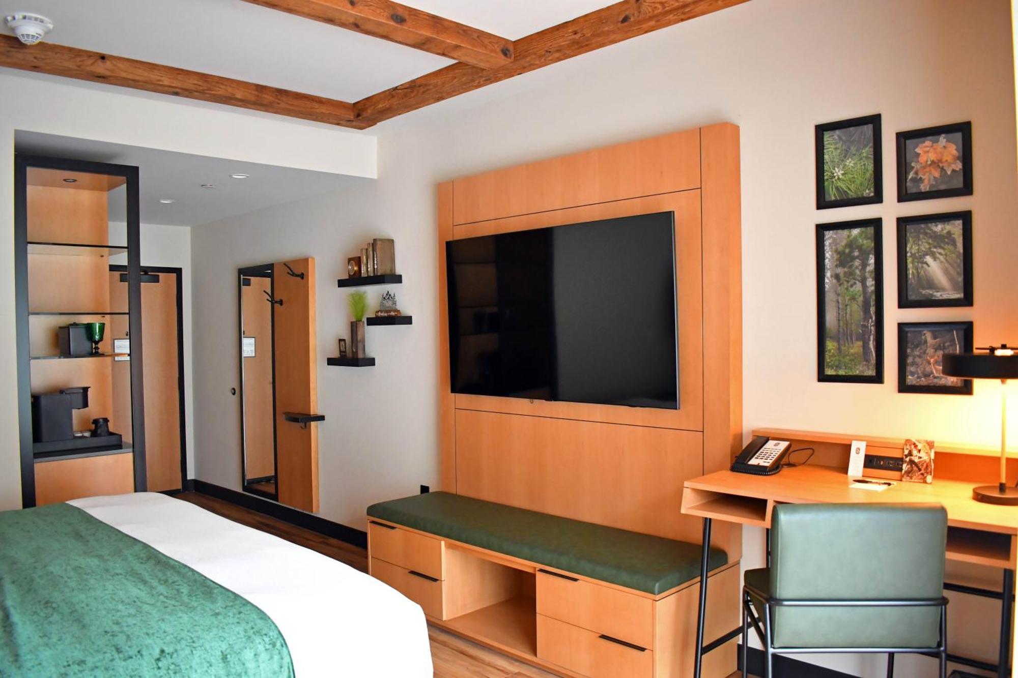 The Swiftwater Hotel Exterior photo